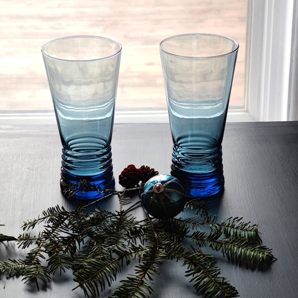 2 vintage intage Libbey Nexus Glasses  | blue 💙🩵 | 14 oz - Picture 1 of 11